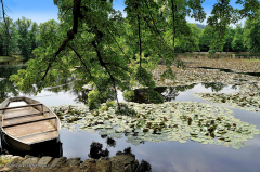 cesky_krumlov_33.064_schloss_hofgarten_park_see
