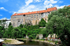 cesky_krumlov_22.030_brücke_richtung_schloss