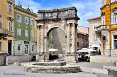 01.021_pula-römischer_siegesbogen