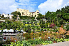 01.005-gaerten_von_schloss_trauttmansdorff_schloß-7774
